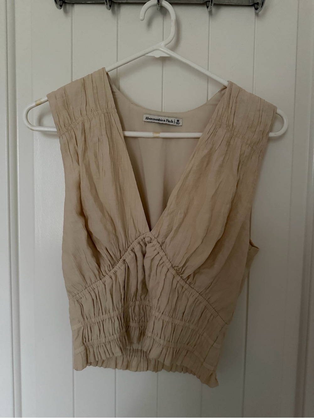 Abercrombie & Fitch Beige V-Neck Ruched Sleeveless Top